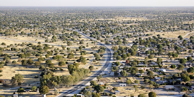 Maun-2