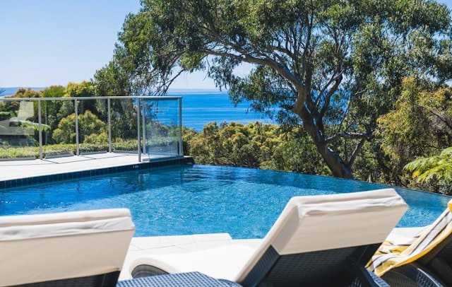 Rainbow Ocean Palms Resort