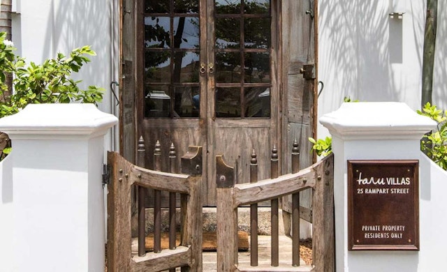 Taru Villas Rampart Street