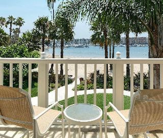 Jamaica Bay Inn