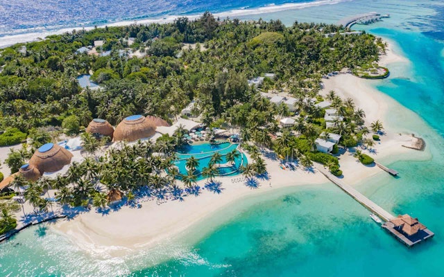 Holiday Inn Resort Kandooma Maldives