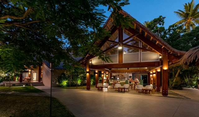 Lomani Island Resort