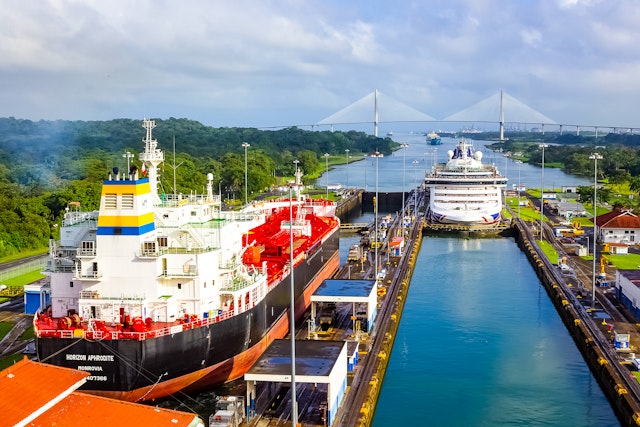 Panama Stadt Reise mit Panamakanal-Überfahrt