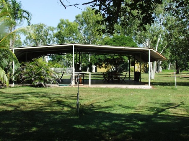 Territory Manor Motel and Caravan Park