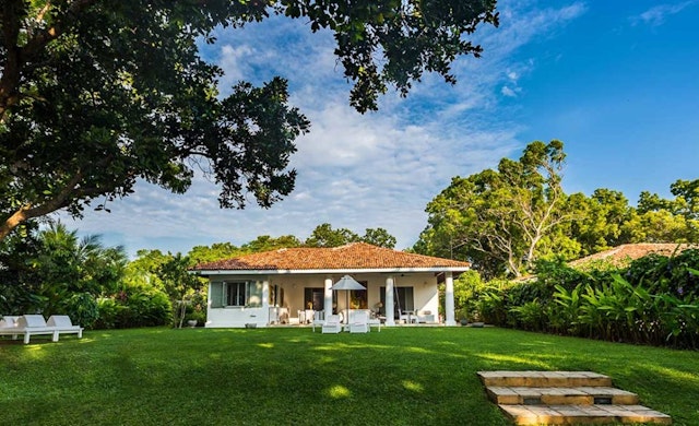 Taru Villas Mawella