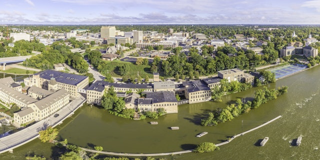 Wisconsin-8