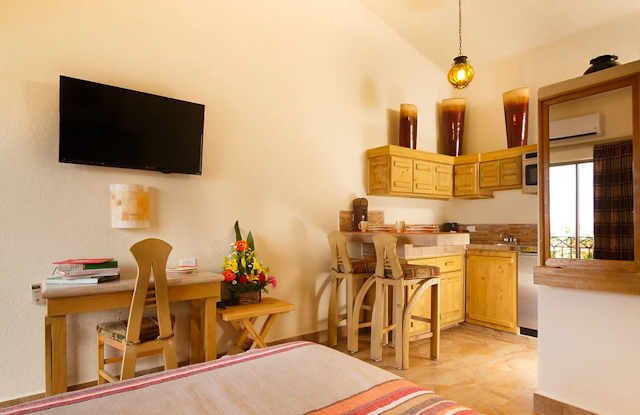 Cabo Vista Hotel