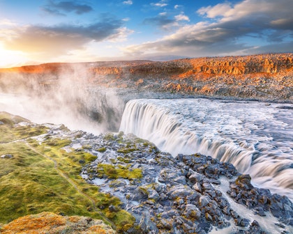 Island Rundreise 14 Tage: Wasserfälle & Vulkane erleben - Image 4