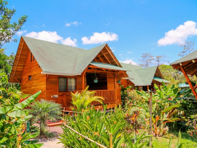 Sisakuna Lodge