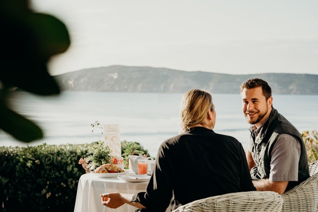 Lion Roars The Robberg Beach Lodge