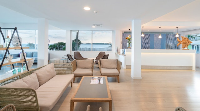 Hotel Atolon