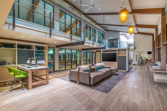 Holiday Inn Cape Cod Hyannis