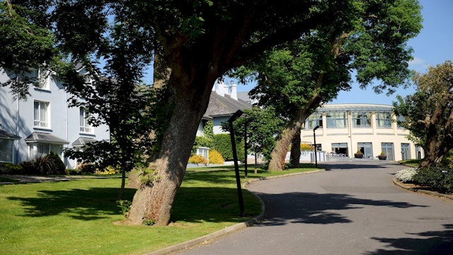 Ballyroe Heights Hotel