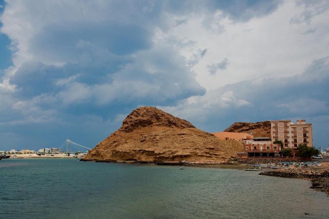 Al Ayjah Plaza Hotel