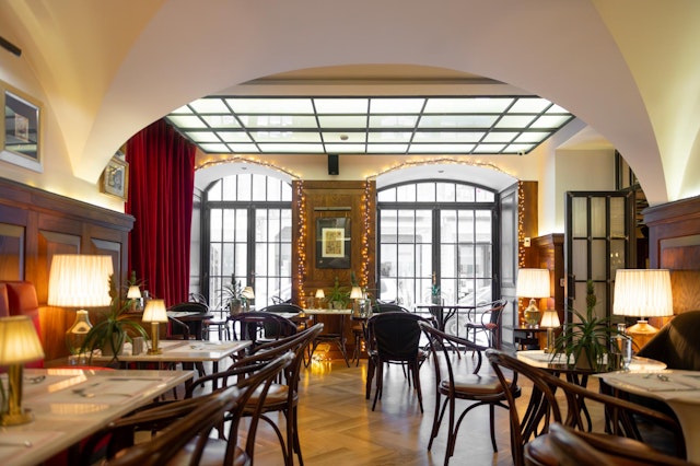 Brown's Central Hotel