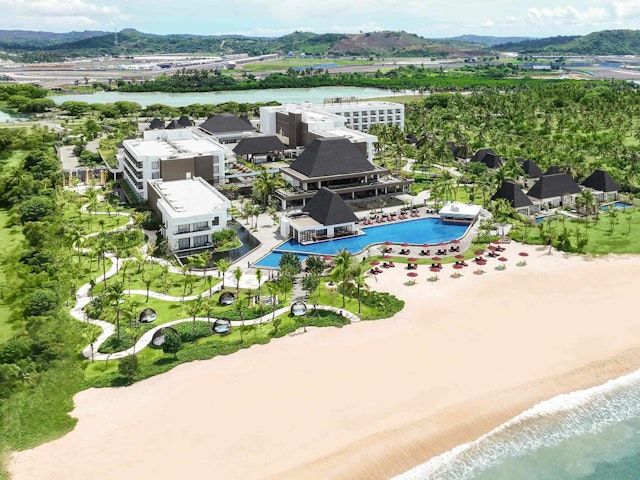 Pullman Lombok Mandalika Beach Resort