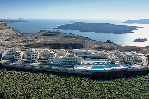 The Majestic Hotel Santorini