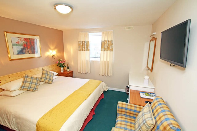 Castletown Hotel