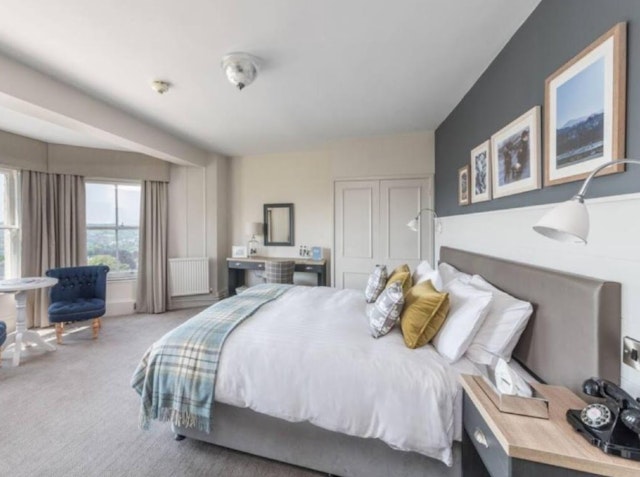 County Living Lansdown Grove Hotel