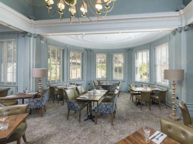County Living Lansdown Grove Hotel