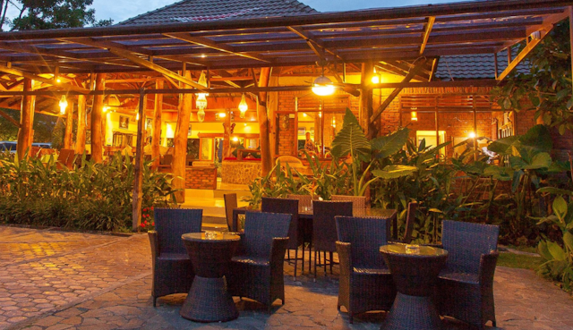 Tabo Cottages