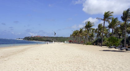 Bali Rundreise 2 Wochen: Nusa Dua, Ubud & Seminyak - Image 1