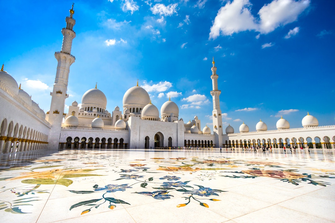 Kombireise Abu Dhabi und Dubai: Wüste, Städte & Meer