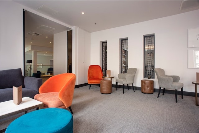 Ten Hill Place Hotel