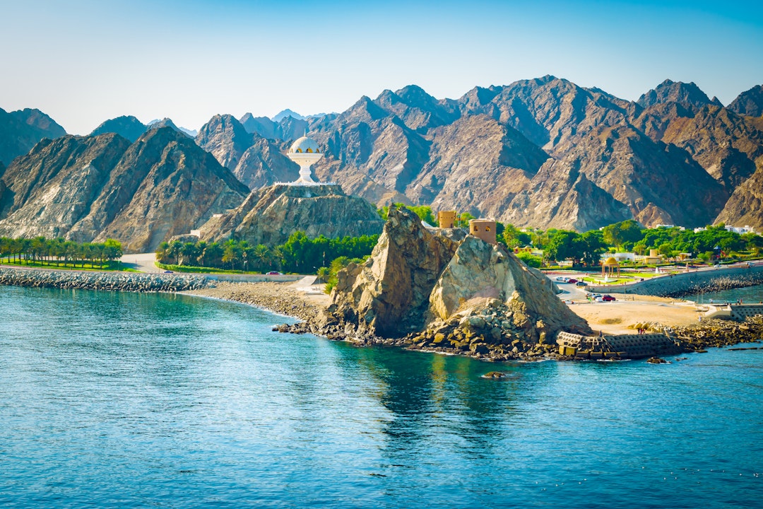 Oman Rundreise: 10 Tage Berge & Küste