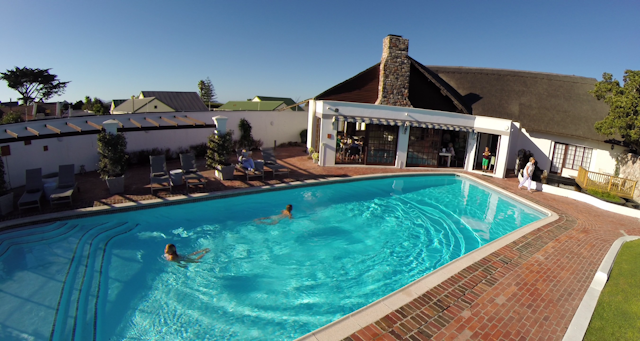 Whale Rock Luxury Lodge