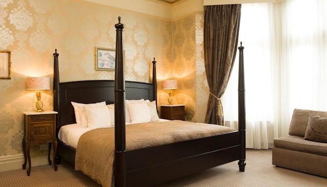 Brooks Guesthouse