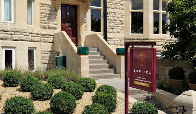 Brooks Guesthouse