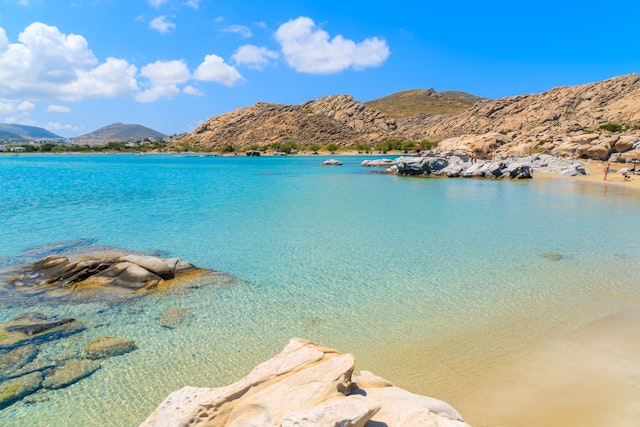 Paros-3