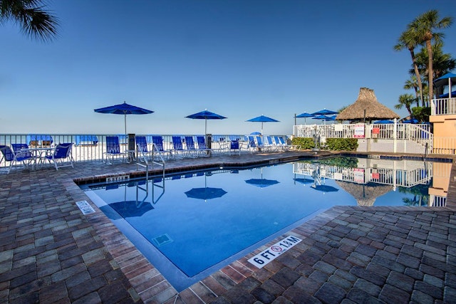 DoubleTree Beach Resort by Hilton Hotel Tampa Bay North Redington Beach