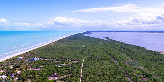 El Cuyo-2