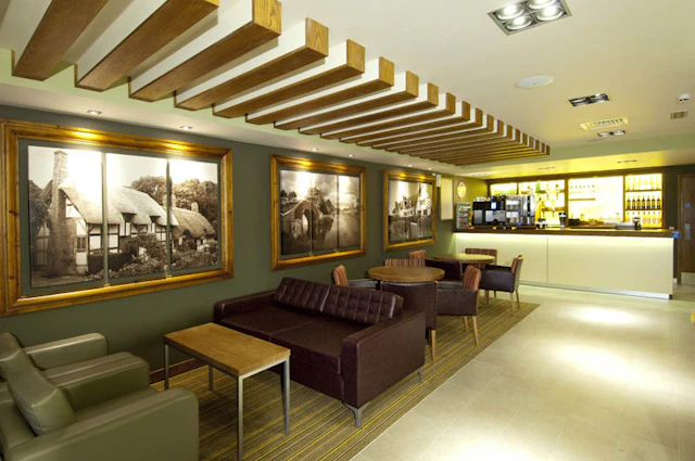 Premier Inn Stratford Upon Avon Central