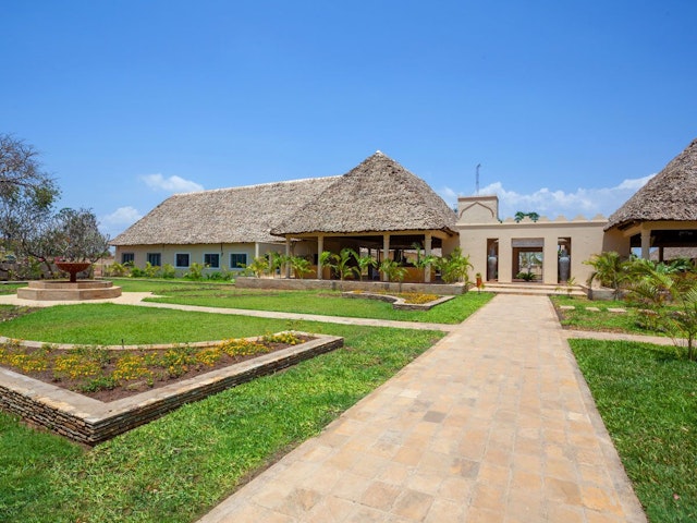 Neptune Paradise Beach Resort & Spa