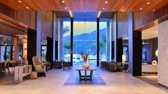Eden Bleu Hotel