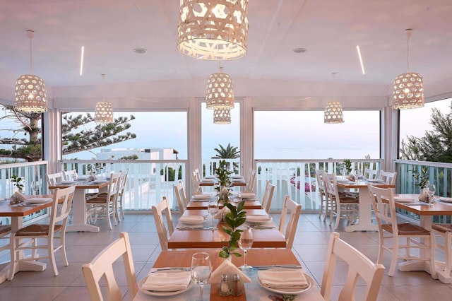 Coriva Beach Hotel & Bungalows