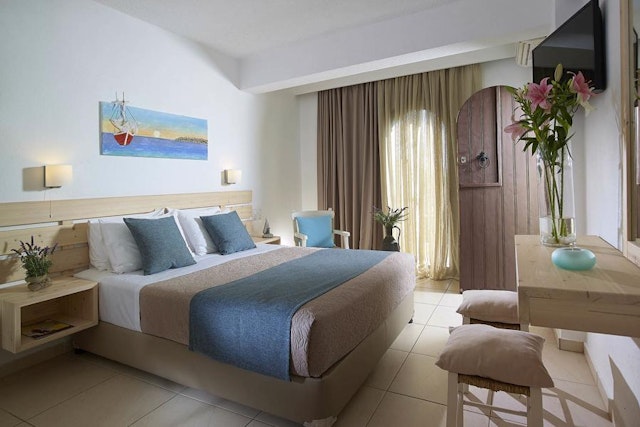 Coriva Beach Hotel & Bungalows