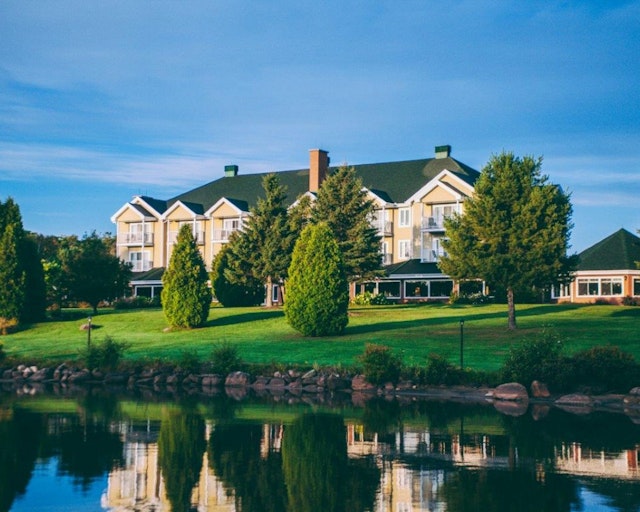 Auberge du Lac‑à‑l’Eau‑Claire