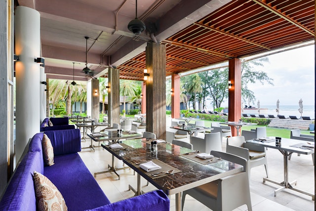 Twin Lotus Resort & Spa