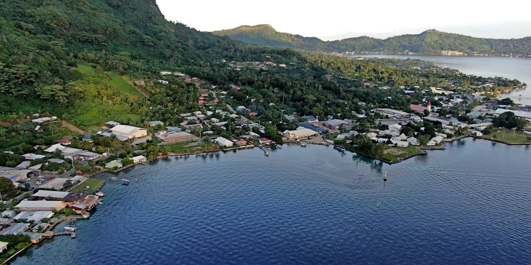 Tahiti Urlaub mit geheimnisvollen Lagunen