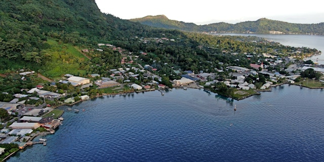 Tahiti Urlaub mit geheimnisvollen Lagunen