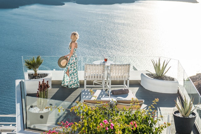 On The Rocks Santorini