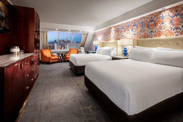 Luxor Hotel & Casino