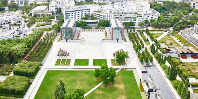 Issy-les-Moulineaux-1