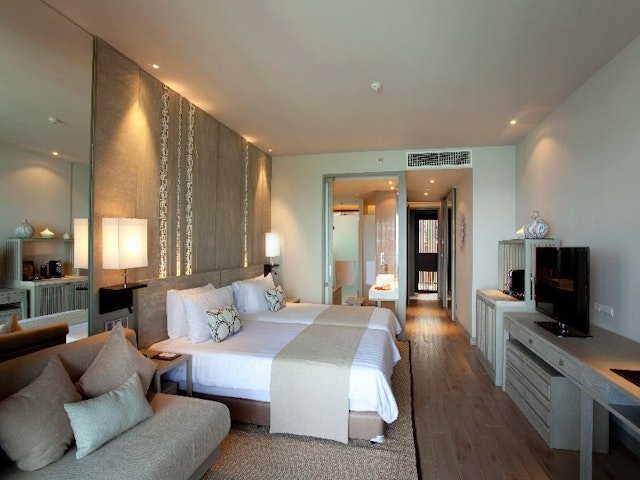 Pullman Phuket Arcadia Naithon Beach