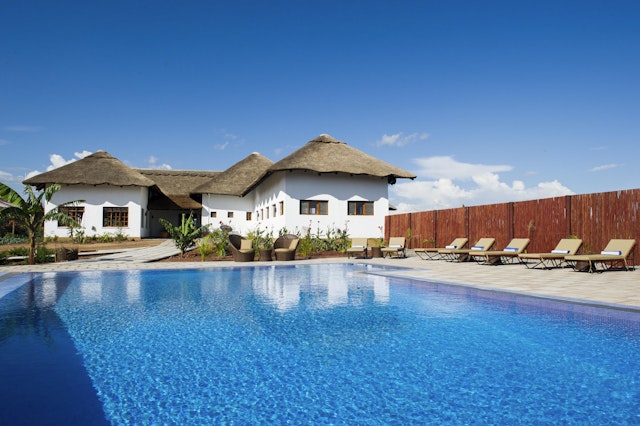 Farm House Valley Lodge