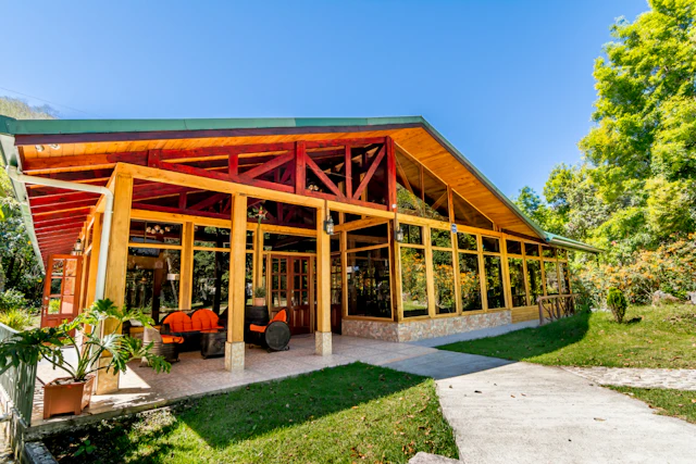 Sueños del Bosque Lodge